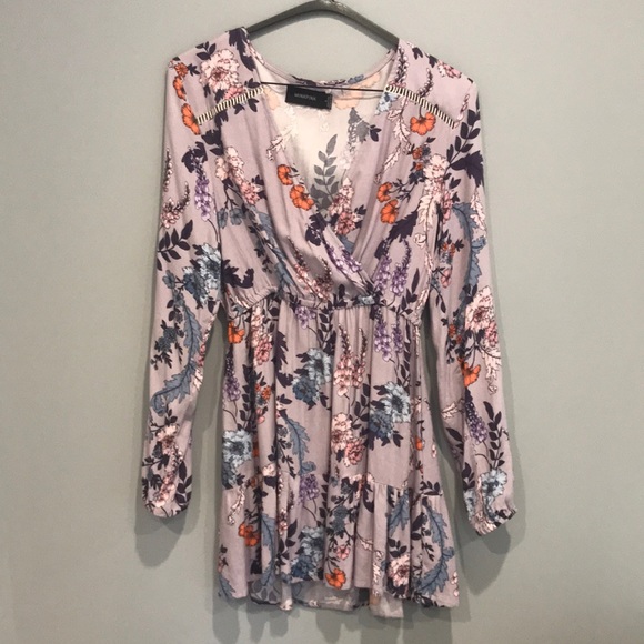 Adorable long sleeve summer minkpink dress - Picture 1 of 2